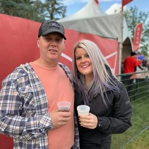 Meet your Posher, Hillary